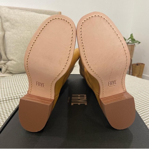 Frye Campus Boot-Banana - Picture 4 of 8
